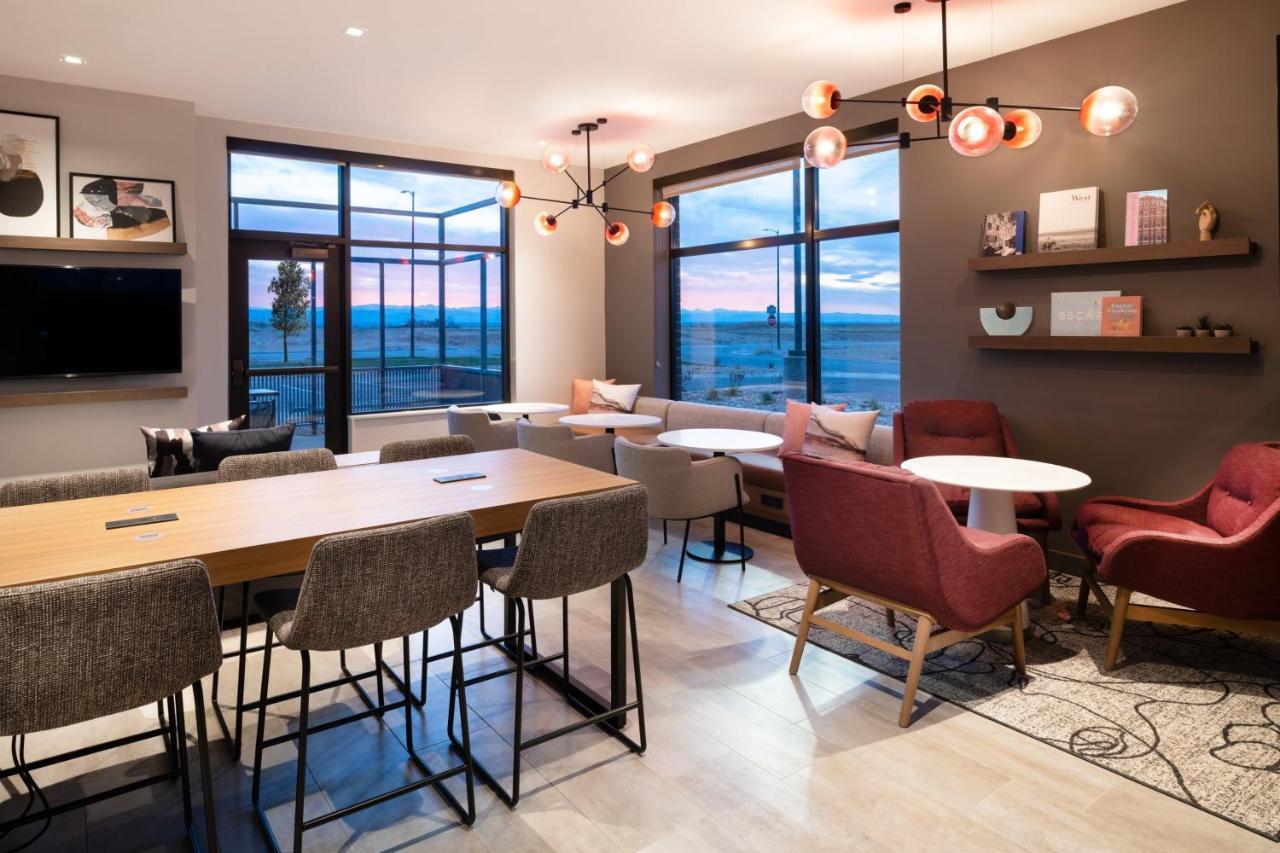 Atwell Suites - Denver Airport Tower Road By Ihg Kültér fotó